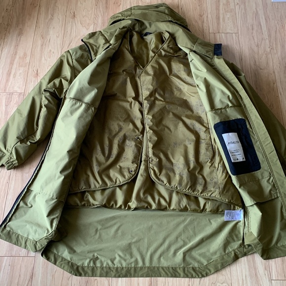 Adidas Myshelter waterproof windbreaker parka/jacket with Stand-Up Collar - Picture 2 of 16